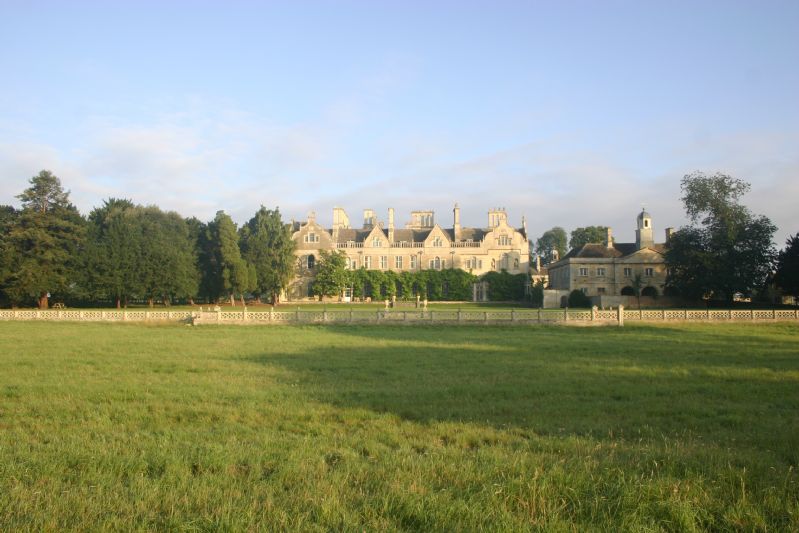 /uploads/image/present/Distant view of South Wing with Stable Block.JPG